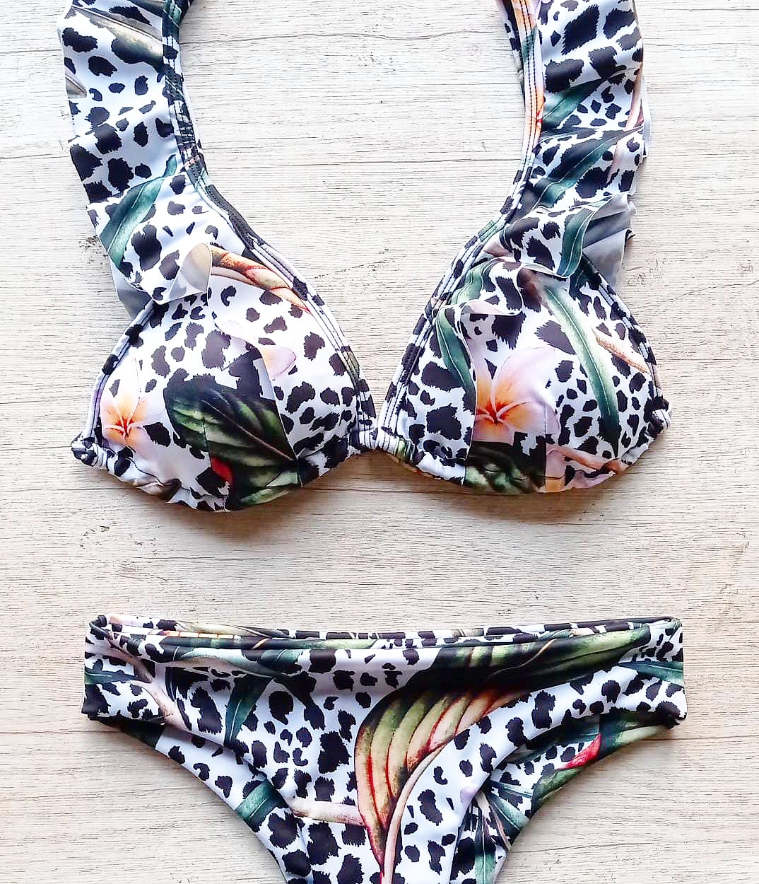 Coquette flowers print