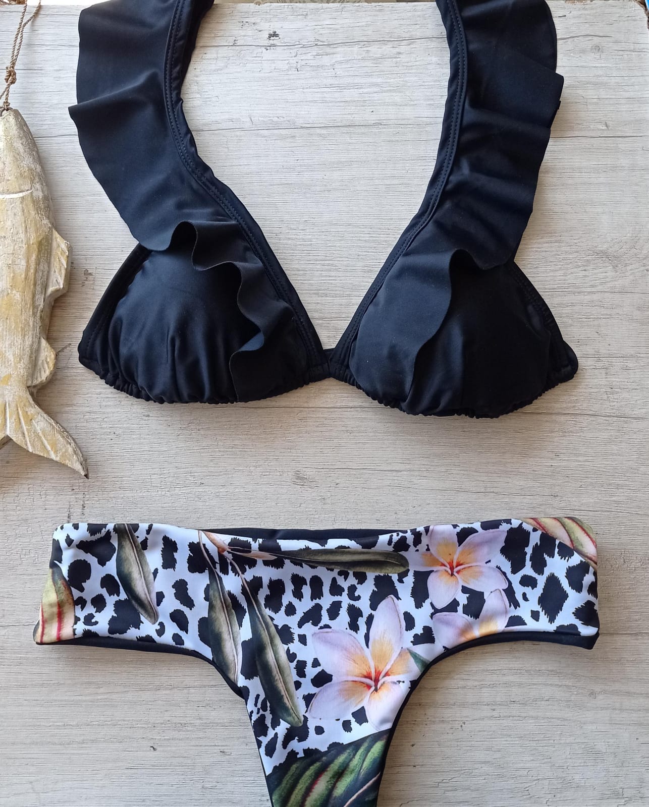 Coquette negro combinado culotte flores